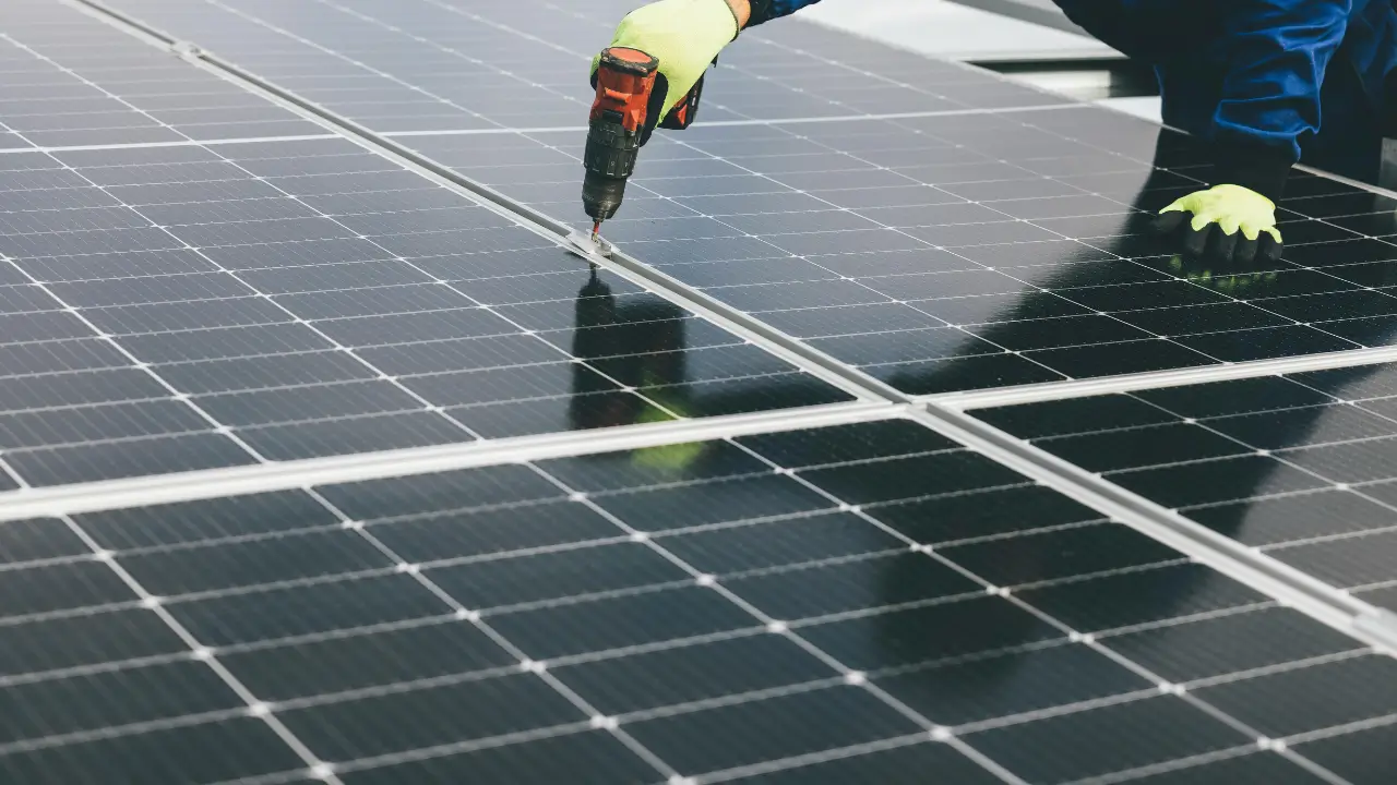 Natural Gas and Rooftop Solar